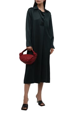Женское шелковое платье BOTTEGA VENETA зеленого цвета, арт. 664004/VKKA0 | Фото 2 (Материал внешний: Шелк; Рукава: Длинные; Стили: Гламурный; Длина Ж (юбки, платья, шорты): Миди; Случай: Формальный; Женское Кросс-КТ: Платье-одежда)