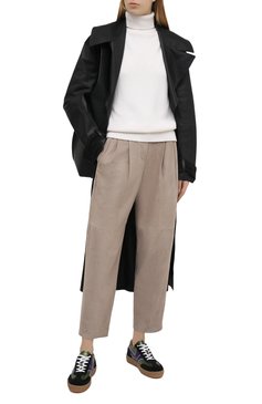 Женские замшевые брюки BRUNELLO CUCINELLI темно-бежевого цвета, арт. M0PCLP7614 | Фото 2 (Материал внешний: Замша, Натуральная кожа; Женское Кросс-КТ: Брюки-одежда, Кожаные брюки; Силуэт Ж (брюки и джинсы): Прямые; Региональные ограничения белый список (Axapta Mercury): RU; Материал подклада: Синтетический материал; Длина (брюки, джинсы): Укороченные; Стили: Кэжуэл)