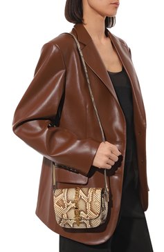 Женская сумка sylvie из кожи питона GUCCI бежевого цвета, арт. 615965 EZ60X | Фото 2 (Сумки-технические: Сумки через плечо; Материал: Экзотическая кожа, Натуральная кожа; Размер: mini; Ремень/цепочка: На ремешке)