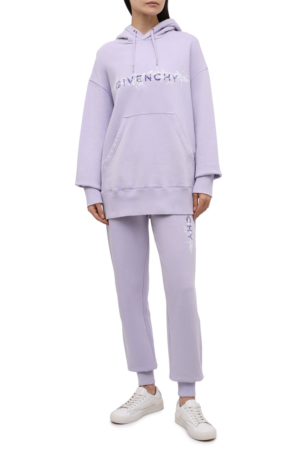 Женский хлопковое худи GIVENCHY сиреневого цвета, арт. BMJ0D53Y69 | Фото 2 (Рукава: Длинные; Принт: С принтом; Длина (для топов): Удлиненные; Материал внешний: Хлопок; Стили: Спорт-шик; Женское Кросс-КТ: Худи-одежда)