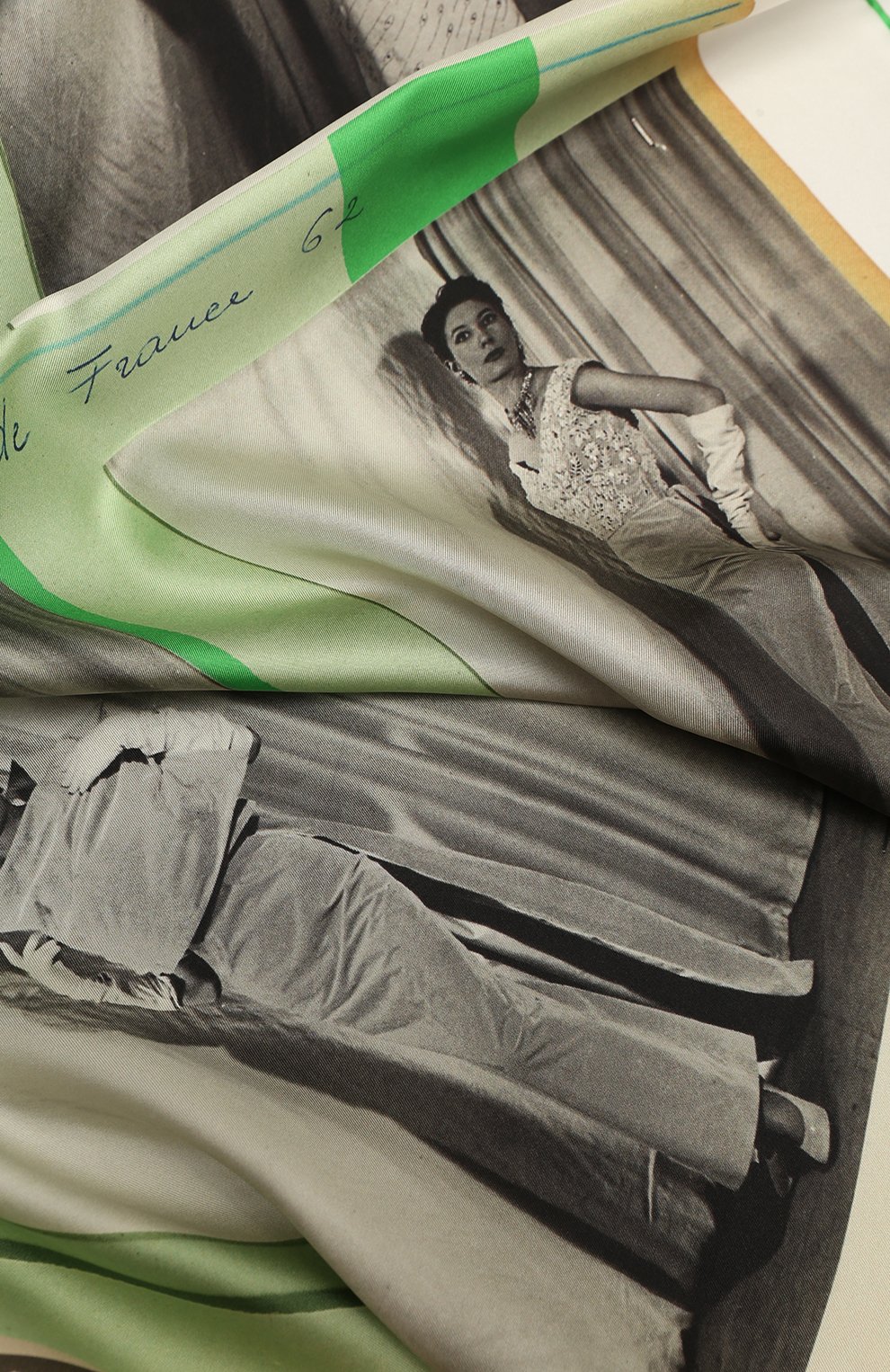 Женский шелковый платок LANVIN зеленого цвета, арт. 6L9090/SQ024 | Фото 2 (Материал: Текстиль, Шелк; Материал сплава: Проставлено; Нос: Не проставлено)