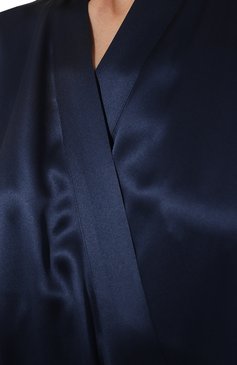 Женский шелковый халат EVA B.BITZER темно-синего цвета, арт. 27319873 | Фото 5 (Материал внешний: Шелк; Материал сплава: Проставлено; Нос: Не проставлено)