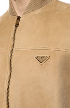 Мужской комбинированный кардиган PRADA бежевого цвета, арт. UPW413-1ZZ4-F0040 | Фото 5 (Мужское Кросс-КТ: Кардиган-одежда; Материал внешний: Шерсть, Кашемир; Рукава: Длинные; Длина (для топов): Стандартные; Стили: Кэжуэл)