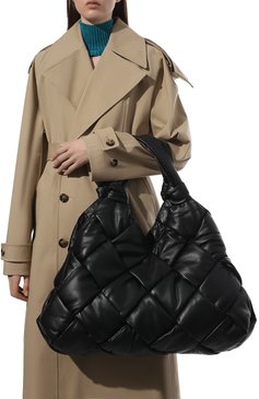 Женская сумка padded lock large BOTTEGA VENETA черного цвета, арт. 680164/V1F20 | Фото 2 (Сумки-технические: Сумки top-handle; Материал: Натуральная кожа; Региональные ограничения белый список (Axapta Mercury): RU; Размер: large)