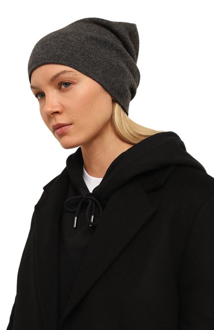 Женская кашемировая шапка TEGIN темно-серого цвета, арт. 1104 | Фото 2 (Материал: Текстиль, Шерсть, Кашемир)