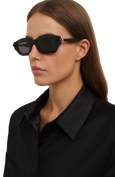 Женские солнцезащитные очки KUB0RAUM черного цвета, арт. Q6 BMM 2GREY | Фото 2 (Региональные ограничения белый список (Axapta Mercury): Не проставлено; Нос: Не проставлено; Материал: Пластик; Тип очков: С/з; Оптика Гендер: оптика-женское; Очки форма: Овальные)