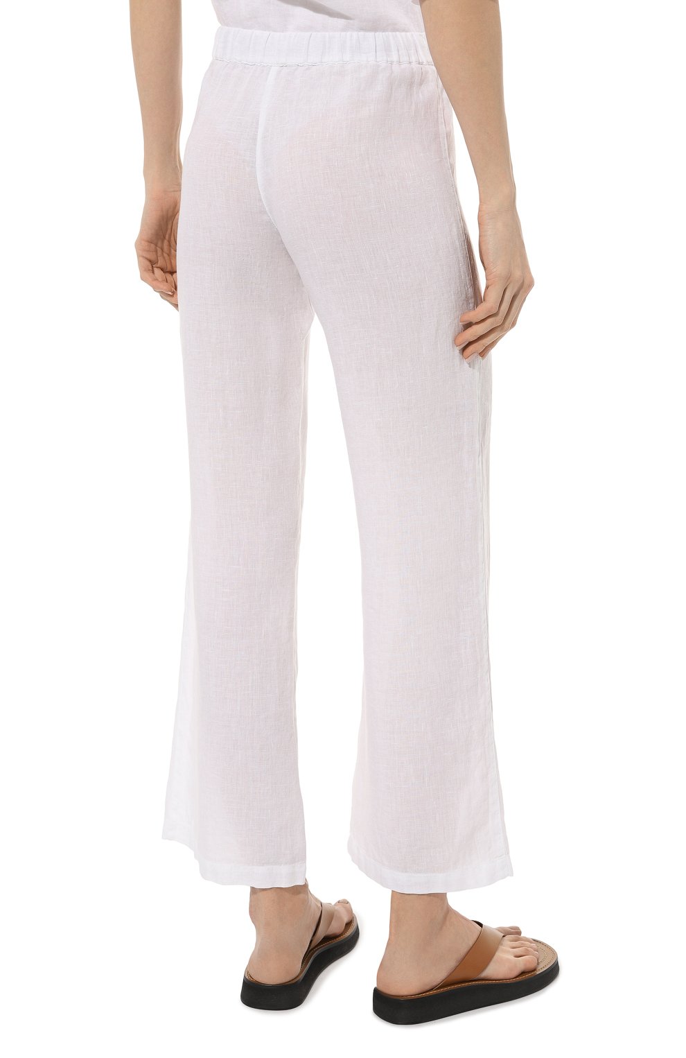 Женские льняные брюки 120% LINO белого цвета, арт. Y0W2297/0115/000 | Фото 4 (Женское Кросс-КТ: Брюки-пляжная одежда, Брюки-одежда; Силуэт Ж (брюки и джинсы): Широкие; Длина (брюки, джинсы): Стандартные; Материал сплава: Проставлено; Материал внешний: Лен; Драгоценные камни: Проставлено; Стили: Кэжуэл)