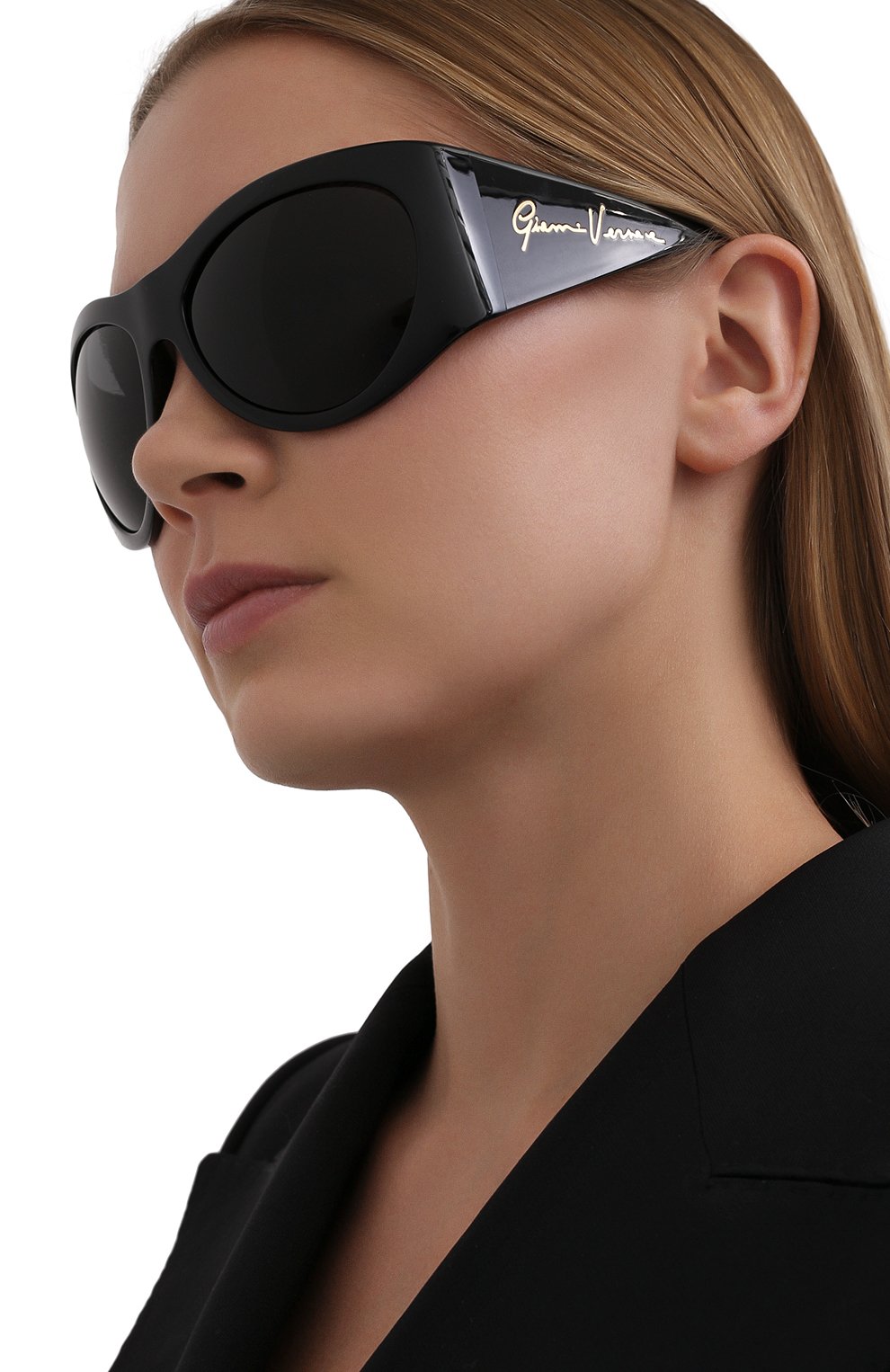 Женские солнцезащитные очки VERSACE черного цвета, арт. 4392-GB1/87 | Фото 2 (Тип очков: С/з; Очки форма: D-форма)