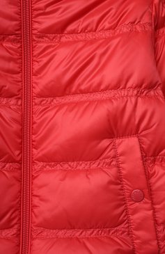 Детского пуховая куртка MONCLER красного цвета, арт. H1-951-1A000-22-53048 | Фото 3 (Кросс-КТ НВ: Куртки)