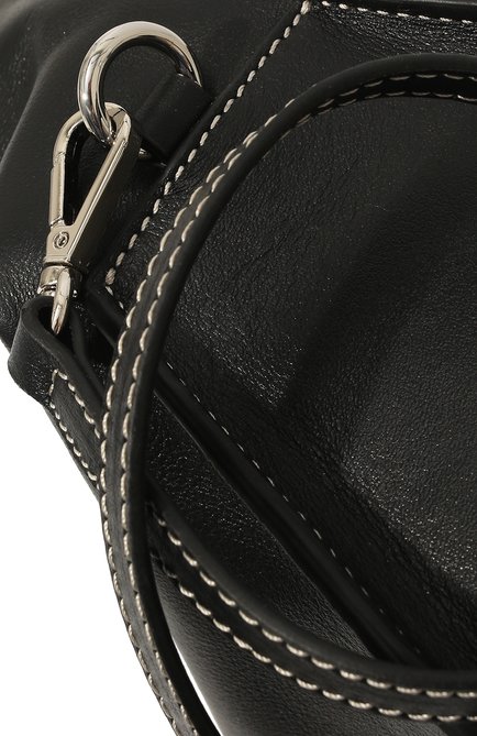 Женская сумка wonton YUZEFI черного цвета, арт. YUZC0-HB-NW0-00 | Фото 2 (Ремень/цепочка: На ремешке; Размер: small; Материал: Натуральная кожа; Сумки-технические: Сумки top-handle, Сумки через плечо)