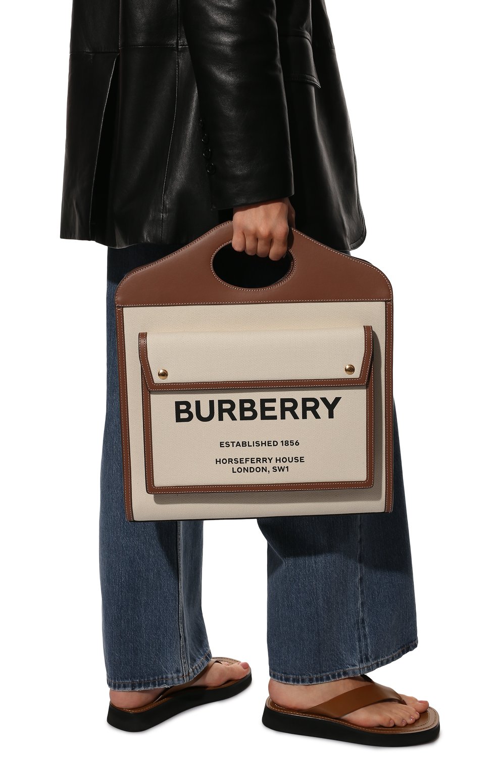Женская сумка pocket BURBERRY бежевого цвета, арт. 8039362 | Фото 2 (Сумки-технические: Сумки top-handle; Материал: Текстиль; Размер: large)