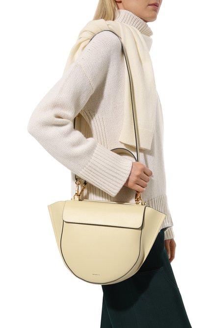 Женская сумка hortensia WANDLER кремвого цвета, арт. 000021 | Фото 2 (Материал: Натуральная кожа; Драгоценные камни: Проставлено; Размер: large; Материал сплава: Проставлено; Ремень/цепочка: На ремешке)
