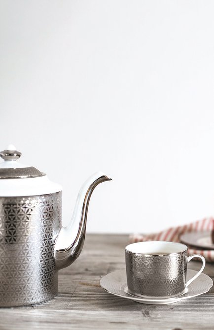 Чайная чашка с блюдцем divine BERNARDAUD серебряного цвета, арт. 1388/91 | Фото 2 (Статус проверки: Проверена категория; Интерьер_коллекция: Divine; Ограничения доставки: fragile-2)