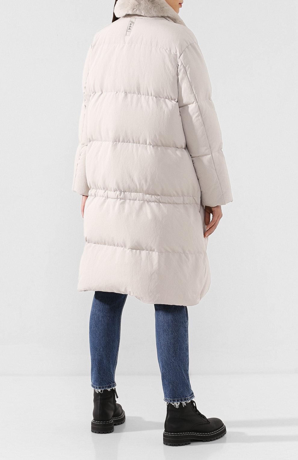 Пуховик add белый. Add белый. Пуховик valentino. Add белый. Add белый.