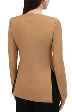 Женский двубортный жакет BOTTEGA VENETA бежевого цвета, арт. 578347/VF4A1 | Фото 4 (Рукава: Длинные; Случай: Повседневный; Материал внешний: Синтетический материал; Длина (для топов): Стандартные; Региональные ограничения белый список (Axapta Mercury): RU; Материал сплава: Проставлено; Драгоценные камни: Проставлено; Стили: Романтичный; 1-2-бортные: Двубортные; Женское Кросс-КТ: Жакет-одежда; Материал подклада: Хлопок)