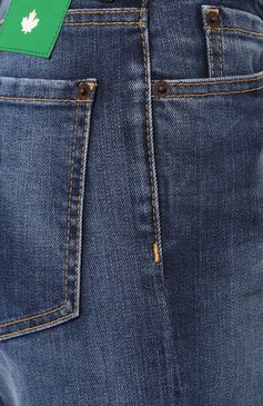 Женские джинсы DSQUARED2 синего цвета, арт. S73LA0289/S30819 | Фото 5 (Кросс-КТ: Деним; Силуэт Ж (брюки и джинсы): Прямые; Материал сплава: Проставлено; Материал внешний: Хлопок, Деним; Детали: Потертости; Драгоценные камни: Проставлено; Длина (брюки, джинсы): Укороченные; Стили: Кэжуэл)