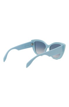Женские солнцезащитные очки ALEXANDER MCQUEEN голубого цвета, арт. AM0347S 004 | Фото 4 (Тип очков: С/з; Оптика Гендер: оптика-женское)