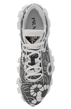 Мужские кроссовки PRADA серого цвета, арт. 2EG404-3LKO-F0967 | Фото 6 (Материал внешний: Текстиль; Стили: Классический; Материал утеплителя: Без утеплителя)