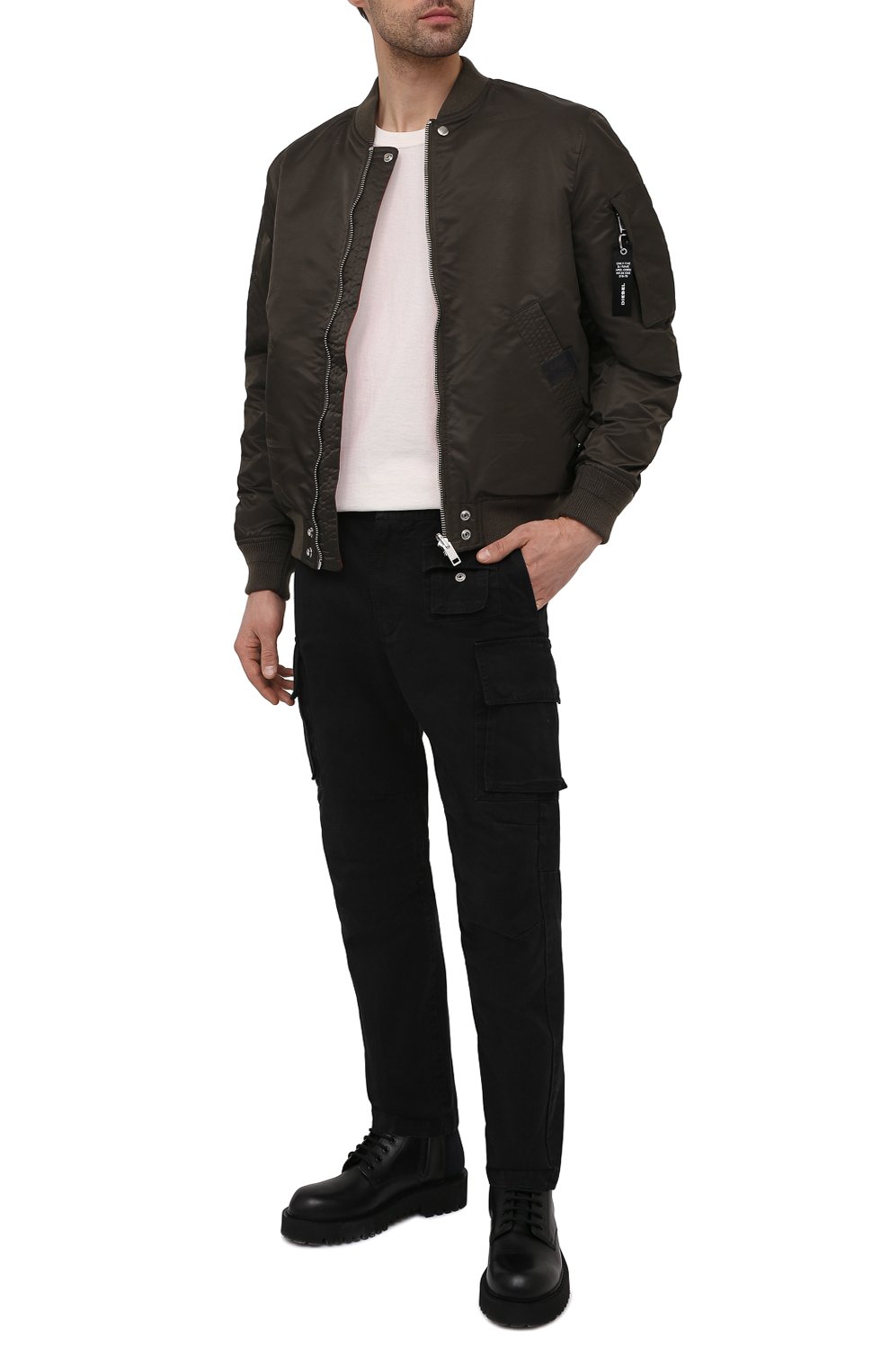 Мужские хлопковые брюки-карго DIESEL черного цвета, арт. A01681/0IBAM | Фото 2 (Силуэт М (брюки): Карго; Длина (брюки, джинсы): Стандартные; Случай: Повседневный; Стили: Гранж; Материал внешний: Хлопок)