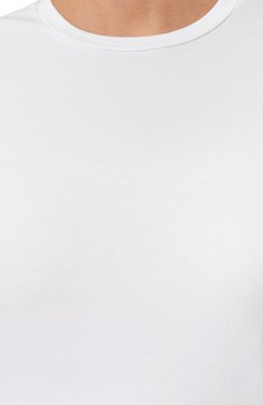 Женская хлопковая футболка DOROTHEE SCHUMACHER белого цвета, арт. 028304 | Фото 5 (Принт: Без принта; Рукава: Короткие; Длина (для топов): Стандартные; Материал сплава: Проставлено; Материал внешний: Хлопок; Женское Кросс-КТ: Футболка-одежда; Драгоценные камни: Проставлено; Стили: Кэжуэл)