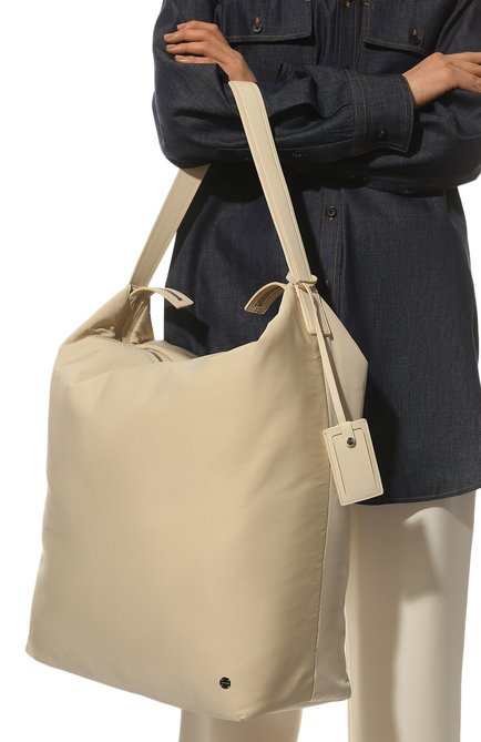 Женский сумка-шопер sling THE ROW кремвого цвета, арт. W1301W768 | Фото 2 (Материал: Текстиль; Размер: large; Сумки-технические: Сумки-шопперы)