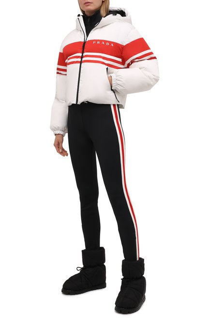 Женская утепленная куртка PRADA разноцветного цвета, арт. 29R698-10UY-F0970-212 | Фото 2 (Материал внешний: Синтетический материал; Кросс-КТ: Куртка, лыжи, Утепленный; Рукава: Длинные; Длина (верхняя одежда): Короткие; Стили: Спорт-шик)