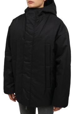 Мужская утепленная куртка OFF-WHITE черного цвета, арт. 0MEC019F21FAB001 | Фото 3 (Кросс-КТ: Куртка; Рукава: Длинные; Shop in Shop M: Верхняя одежда; Длина (верхняя одежда): Д�о середины бедра; Материал внешний: Синтетический материал; Стили: Гранж; Мужское Кросс-КТ: утепленные куртки; Материал сплава: Проставлено; Материал подклада: Синтетический материал; Драгоценные камни: Проставлено)