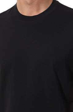 Мужская хлопковая футболка BRUNELLO CUCINELLI темно-синего цвета, арт. M0T611308 | Фото 5 (Материал внутренний: Не назначено; Принт: Без принта; Рукава: Короткие; Длина (для топов): Стандартные; Мужское Кросс-КТ: Футболка-одежда; Материал сплава: Проставлено; Материал внешний: Хлопок; Драгоценные камни: Проставлено; Размерность: Маломерит; Стили: Кэжуэл)
