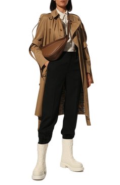 Женские сапоги atelier 03 rose edition VALENTINO кремвого цвета, арт. WW0S0CZ2/CKC | Фото 2 (Подошва: Платформа; Высота голенища: Средние; Каблук высота: Низкий; Каблук тип: Устойчивый; Материал утеплителя: Без утеплителя; Материал внутренний: Текстиль; Материал внешний: Пластик, Резина; Длина стельки: 24,0, 26,6)