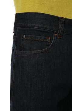 Мужские джинсы CANALI темно-синего цвета, арт. 91700/PD00018 | Фото 5 (Силуэт М (брюки): Прямые; Кросс-КТ: Деним; Длина (брюки, джинсы): Стандартные; Материал сплава: Проставлено; Материал внешний: Хлопок, Деним; Драгоценные камни: Проставлено; Статус проверки: Проверена категория)