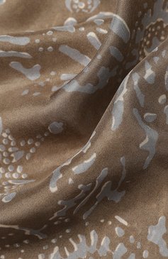 Женский ш�елковый платок BRUNELLO CUCINELLI светло-бежевого цвета, арт. MH973SX189 | Фото 2 (Принт: С принтом; Материал: Текстиль, Шелк)