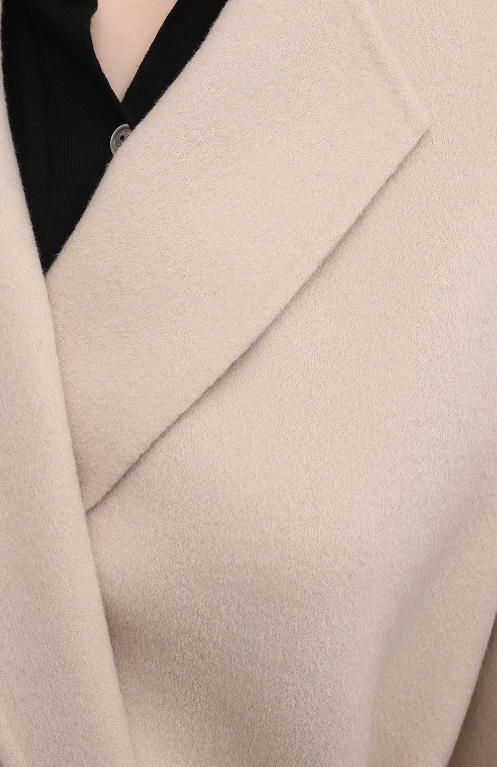 Женское пальто из шерсти и кашемира JOSEPH бежевого цвета, арт. JF005234 | Фото 5 (Материал внешний: Шерсть; Рукава: Длинные; Длина (верхняя одежда): До середины бедра; Региональные ограничения белый список (Axapta Mercury): RU; Материал сплава: Проставлено; 1-2-бортные: Однобортные; Драгоценные камни: Проставлено; Стили: Кэжуэл)
