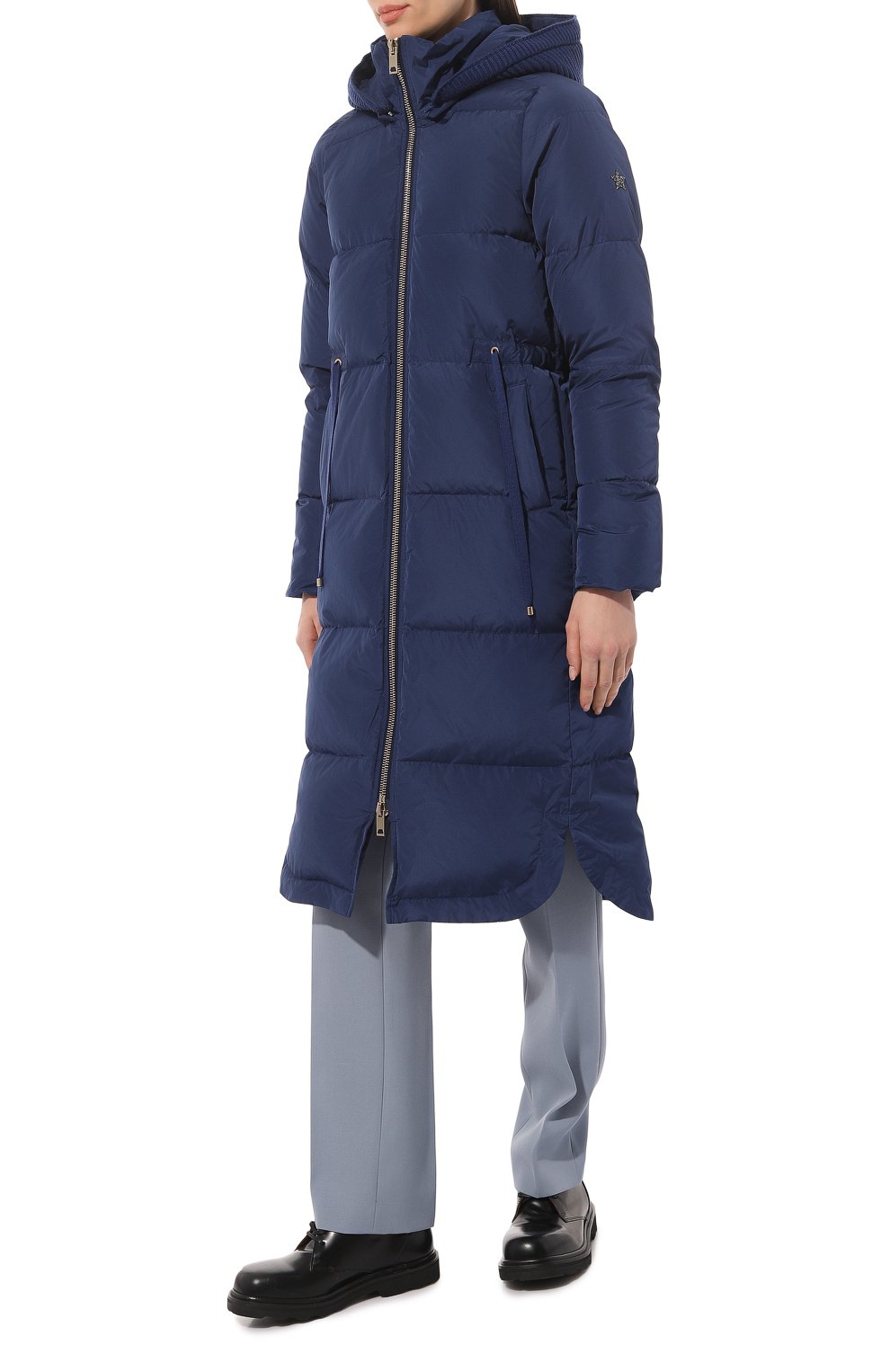 Женская утепленная куртка LORENA ANTONIAZZI синего цвета, арт. I2232PI23B/3266 | Фото 3 (Кросс-КТ: Куртка, Утепленный; Рукава: Длинные; Материал внешний: Синтетический материал; Материал сплава: Проставлено; Стили: Спорт-шик; Материал подклада: Синтетический материал; Длина (верхняя одежда): Длинные; Драгоценные камни: Проставлено)