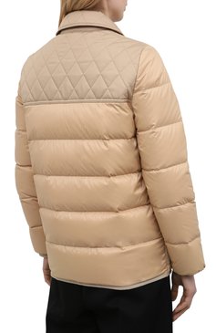Женская пуховая куртка BURBERRY бежевого цвета, арт. 8039217 | Фото 4 (Кросс-КТ: Куртка; Рукава: Длинные; Женское Кросс-КТ: Пуховик-куртка; Длина (верхняя одежда): До середины бедра; Материал внешний: Синтетический материал; Стили: Спорт-шик; Материал подклада: Синтетический материал; Материал утеплителя: Пух и перо)