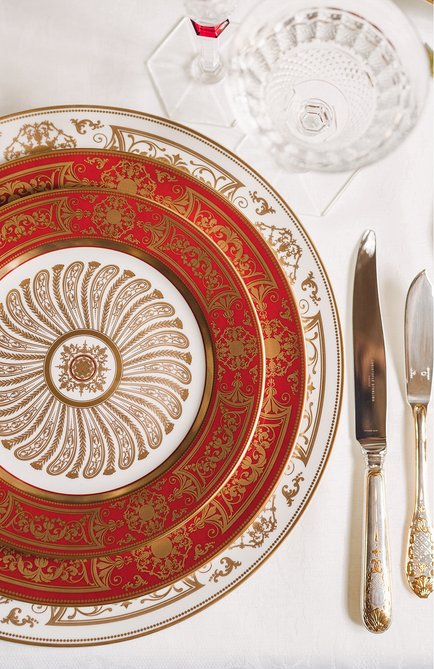 Суповая пиала aux rois rouge BERNARDAUD красного цвета, арт. G653/26 | Фото 2 (Интерьер_коллекция: Aux Rois Rouge; Ограничения доставки: fragile-2)