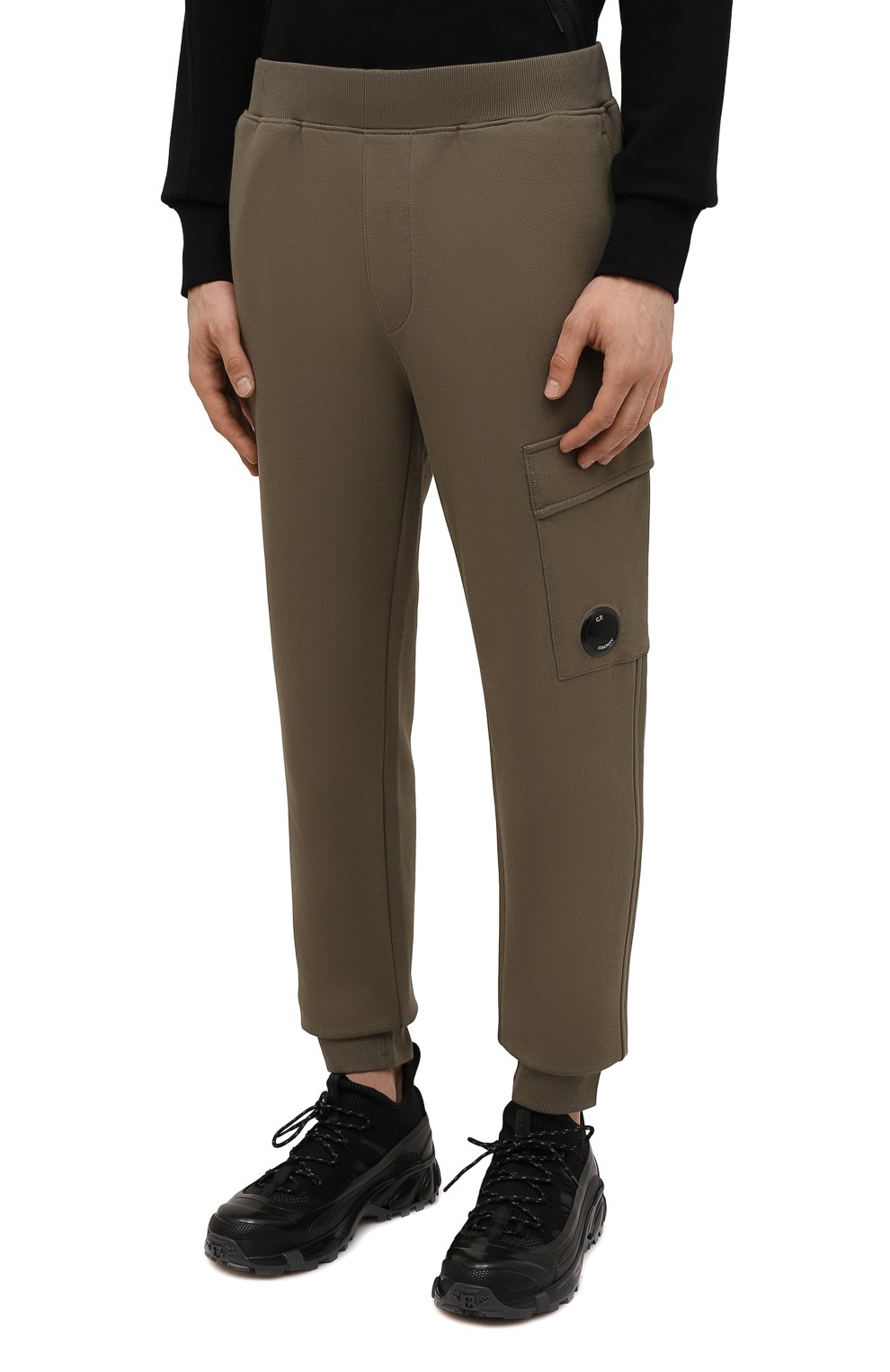 Мужские хлопковые джоггеры C.P. COMPANY хаки цвета, арт. 11CMSP057A-005086W | Фото 3 (Длина (брюки, джинсы): Стандартные; Материал внешний: Хлопок; Стили: Спорт-шик; Силуэт М (брюки): Джоггеры)