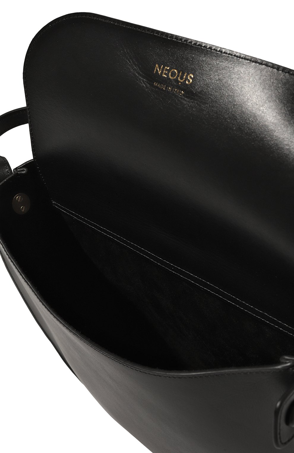Женская сумка corvus NEOUS черного цвета, арт. 00038A01 | Фото 5 (Сумки-технические: Сумки top-handle; Размер: medium; Материал: Натуральная кожа; Материал сплава: Проставлено; Драгоценные камни: Проставлено)