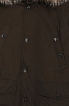 Детского пуховая куртка с меховой отделкой на капюшоне MONCLER ENFANT хаки цвета, арт. E2-954-42322-25-57244/8-10A | Фото 3 (Кросс-КТ: Зима; Рукава: Длинные; Материал внешний: Синтетический материал, Полиэстер; Мальчики Кросс-КТ: Пуховик-верхняя одежда; Материал сплава: Проставлено, Проверено; Материал подклада: Синтетический материал; Статус проверки: Проверено, Проверена категория; Драгоценные камни: Проставлено; Материал утеплителя: Пух и перо)