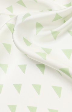 Женский шелковый платок PRADA светло-зеленого цвета, арт. 1FF001-2DTQ-F0X83 | Фото 4 (Принт: С принтом; Материал: Текстиль, Шелк)
