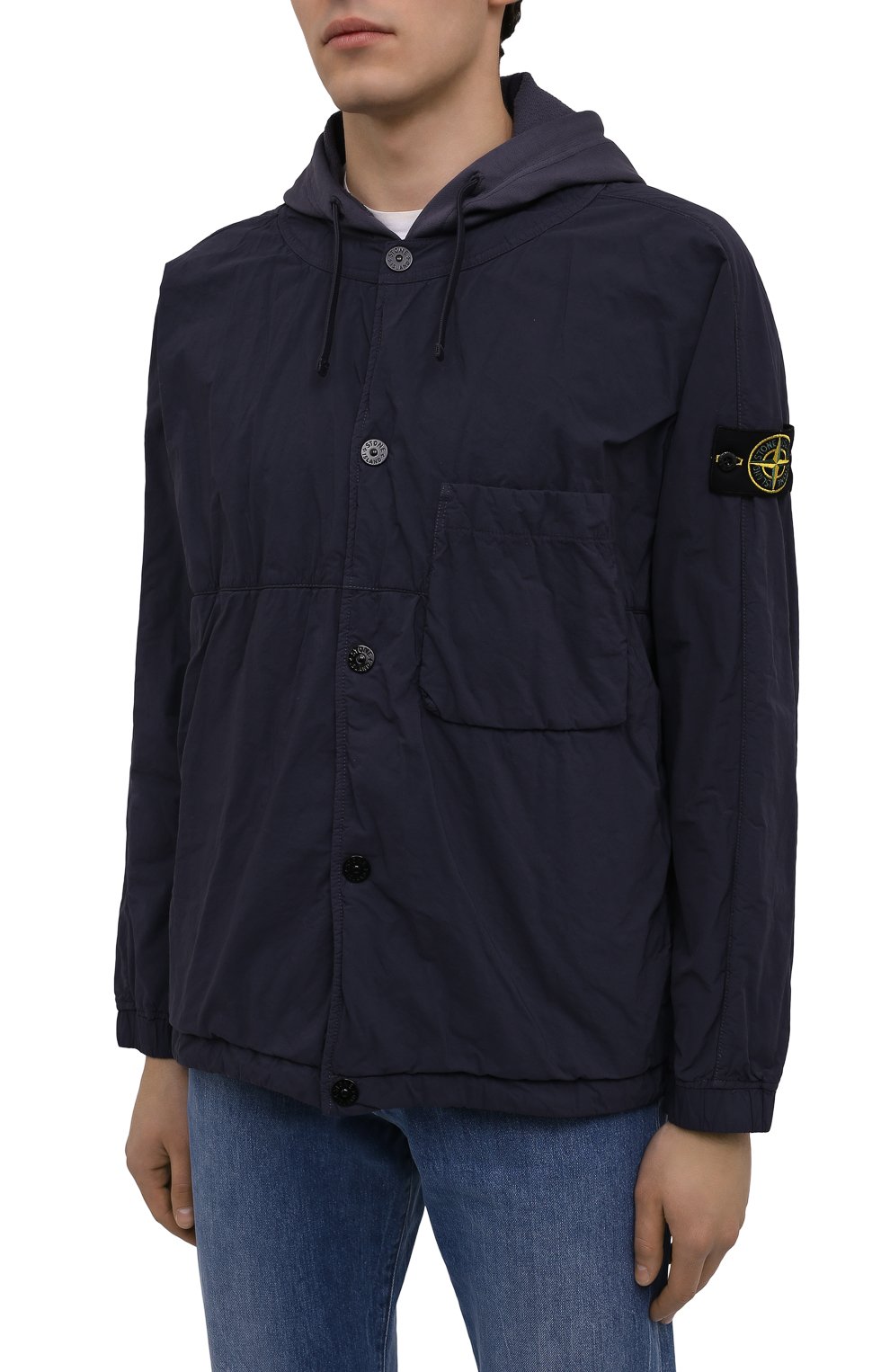 Мужская утепленная куртка STONE ISLAND темно-синего цвета, арт. 751510403 | Фото 3 (Кросс-КТ: Куртка; Рукава: Длинные; Материал внешний: Синтетический материал; Мужское Кросс-КТ: утепленные куртки; Материал подклада: Синтетический материал; Длина (верхняя одежда): Короткие; Стили: Кэжуэл)