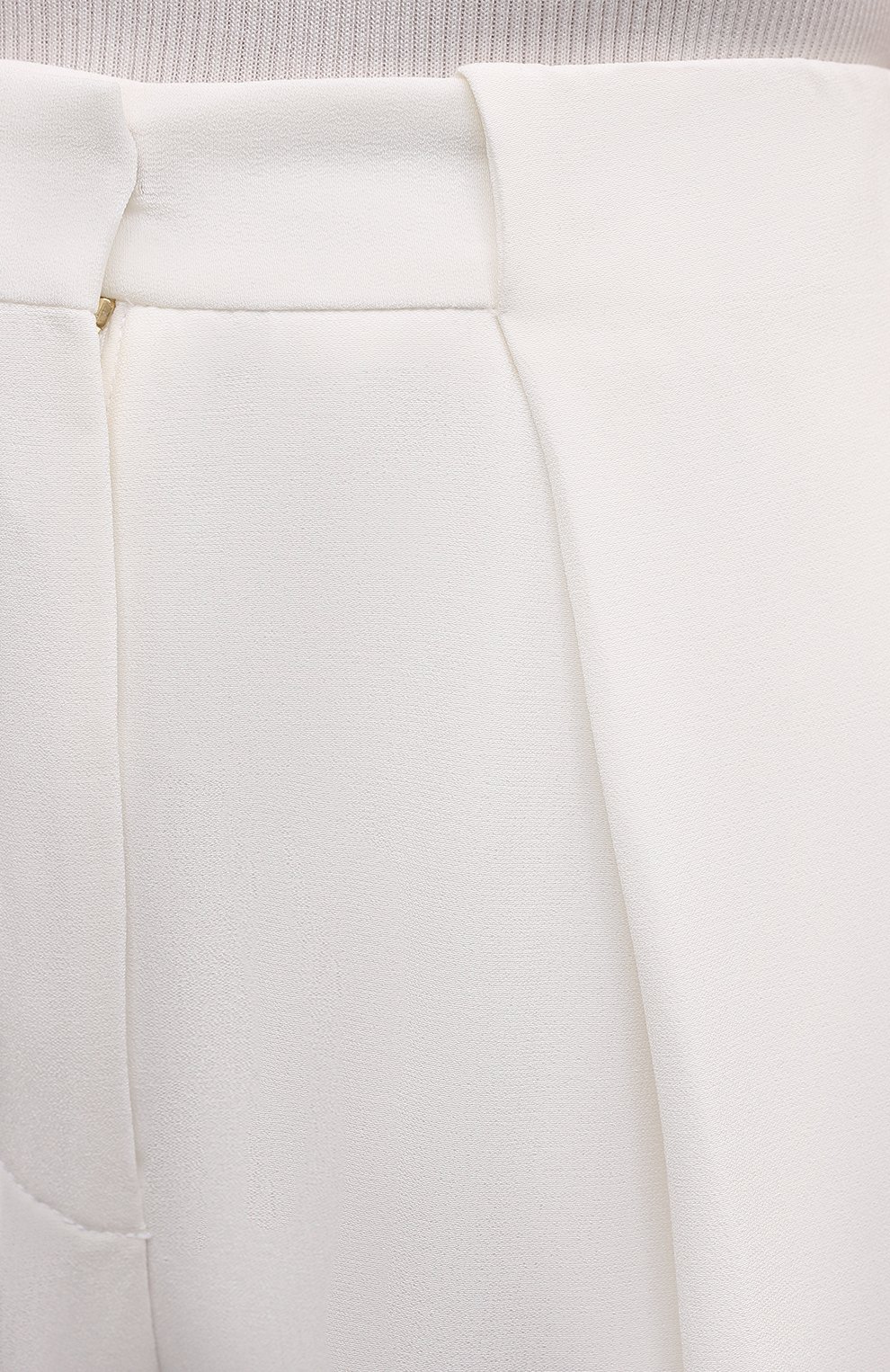 Женские брюки из вискозы BALMAIN белого цвета, арт. XF1PN085/VB00 | Фото 5 (Женское Кросс-КТ: Брюки-одежда; Силуэт Ж (брюки и джинсы): Прямые; Материал сплава: Проставлено; Материал внешний: Вискоза; Драгоценные камни: Проставлено; Длина (брюки, джинсы): Укороченные; Стили: Кэжуэл)