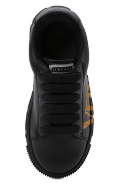 Мужского кожаные кеды VERSACE черного цвета, арт. 1000888/1A01169/30-33 | Фото 4 (Мальчики Кросс-КТ: Обувь-низкие; Региональные ограничения белый список (Axapta Mercury): Не проставлено; Нос: Не проставлено)