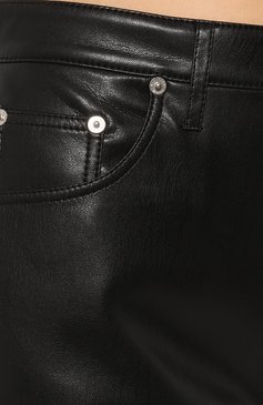 Женские брюки из экокожи NANUSHKA черного цвета, арт. NW22CRPA00199 | Фото 5 (Длина (брюки, джинсы): Стандартные; Женское Кросс-КТ: Брюки-одежда; Материал внешний: Синтетический материал; Силуэт Ж (брюки и джинсы): Прямые; Стили: Гранж, Спорт-шик; Материал сплава: Проставлено; Кросс-КТ: экокожа; Материал подклада: Синтетический материал; Драгоценные камни: Проставлено)