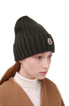 Женская шерстяная шапка MONCLER хаки цвета, арт. G2-093-3B000-52-A9327 | Фото 2 (Материал: Текстиль, Шерсть)