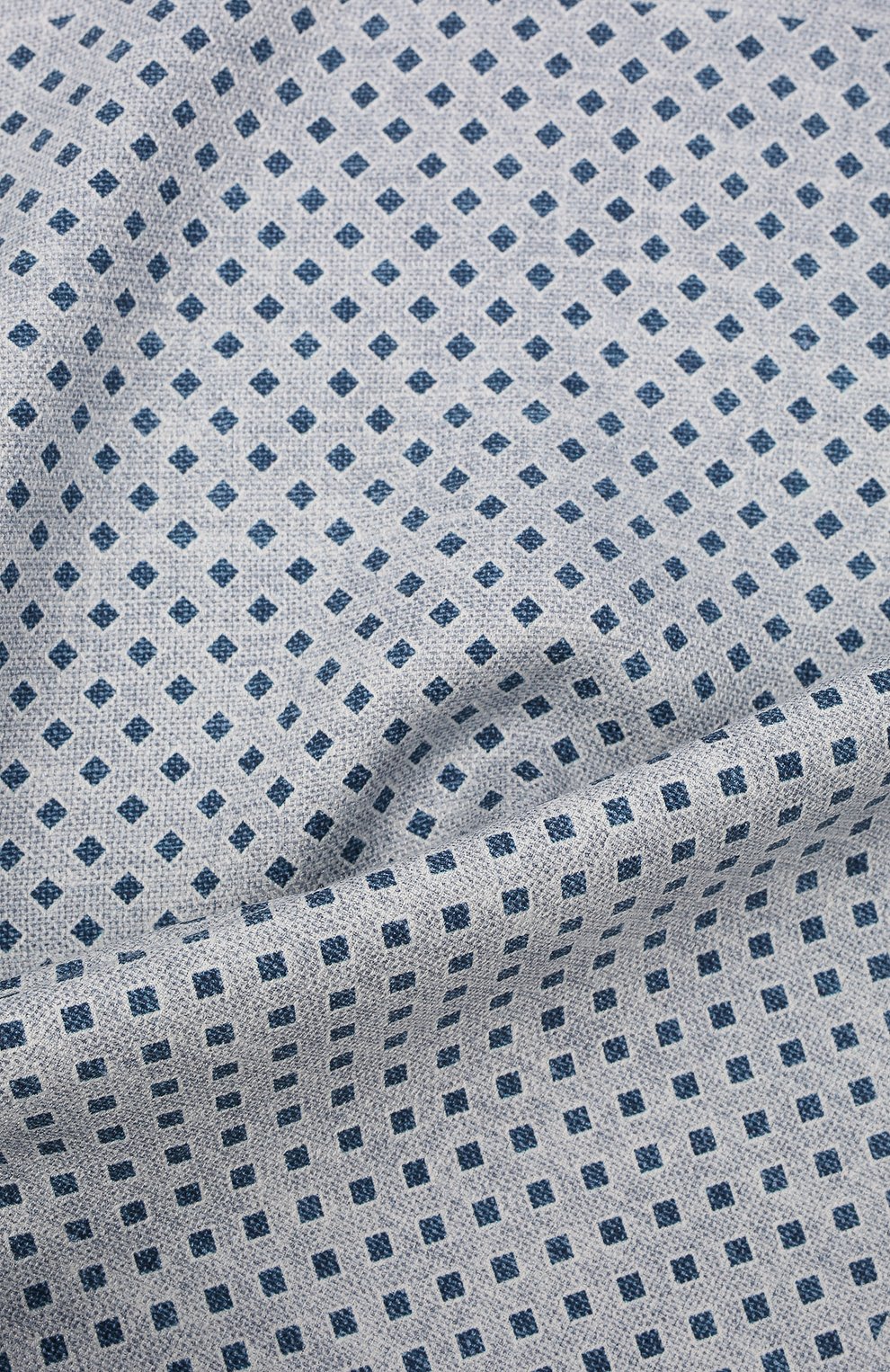 Мужской шелковый платок BRUNELLO CUCINELLI светло-голубого цвета, арт. MW8830091 | Фото 2 (Материал: Текстиль, Шелк)