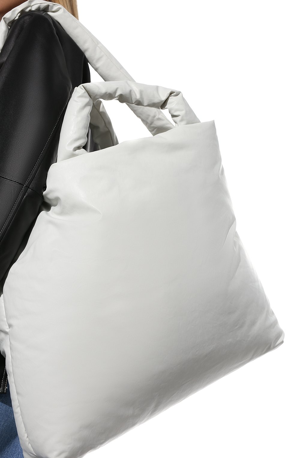 Женский сумка-шопер KASSL EDITIONS белого цвета, арт. H0L21B03100000 | Фото 2 (Сумки-технические: Сумки-шопперы; Материал: Текстиль; Размер: large)