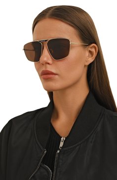 Женские солнцезащитные очки BALENCIAGA коричневого цвета, арт. BB0246SA 003 | Фото 2 (Кросс-КТ: С/з-унисекс; Тип очков: С/з; Материал: Металл; Очки форма: Квадратные; Оптика Гендер: оптика-унисекс)