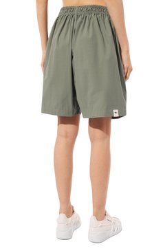 Женские хлопковые шорты JIL SANDER зеленого цвета, арт. J40KA0120/J45127 | Фото 4 (Женское Кросс-КТ: Шорты-одежда; Длина Ж (юбки, платья, шорты): Мини; Материал сплава: Проставлено; Материал внешний: Хлопок; Драгоценные камни: Проставлено; Стили: Минимализм)