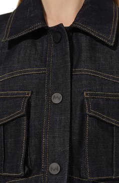 Женская джинсовая куртка THE MANNEI синего цвета, арт. GUDARI_JACKET | Фото 5 (Кросс-КТ: Куртка, Деним; Рукава: Длинные; Материал сплава: Проставлено; Материал внешний: Хлопок, Деним; Драгоценные камни: Проставлено; Длина (верхняя одежда): Короткие; Стили: Кэжуэл)