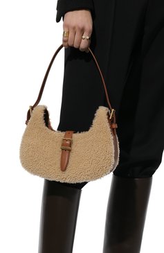 Женская сумка fermoir SAINT LAURENT коричневого цвета, арт. 672615/29X3W | Фото 2 (Материал: Натуральный мех; Сумки-технические: Сумки top-handle; Размер: small)